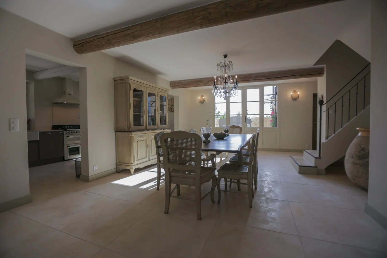 Luberon villages Provence France Rent-Our-Home rentourhomeinprovence Lourmarin Les Trois Clefs Ansouis