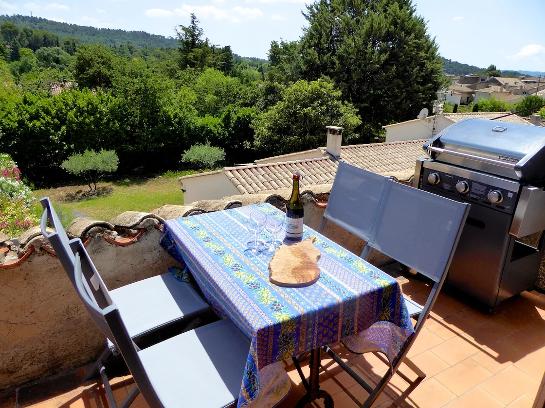 Luberon villages Provence France Rent-Our-Home rentourhomeinprovence Lourmarin Maison des Cerises
