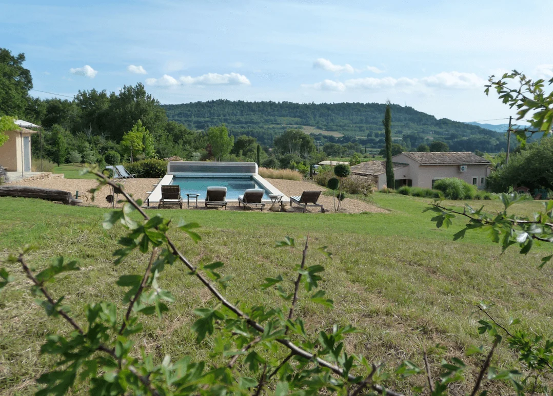 Luberon villages Provence France Rent-Our-Home rentourhomeinprovence Lourmarin Casellas