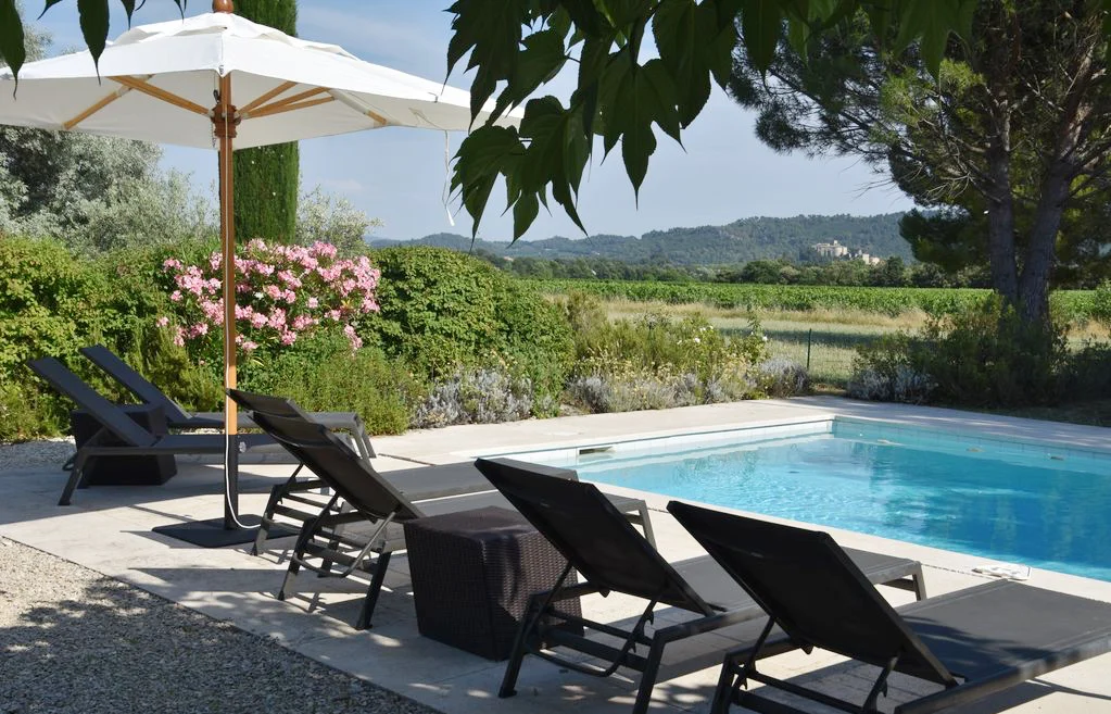 Saint Esteve Cucuron Provence Lourmarin Rent-Our-Home