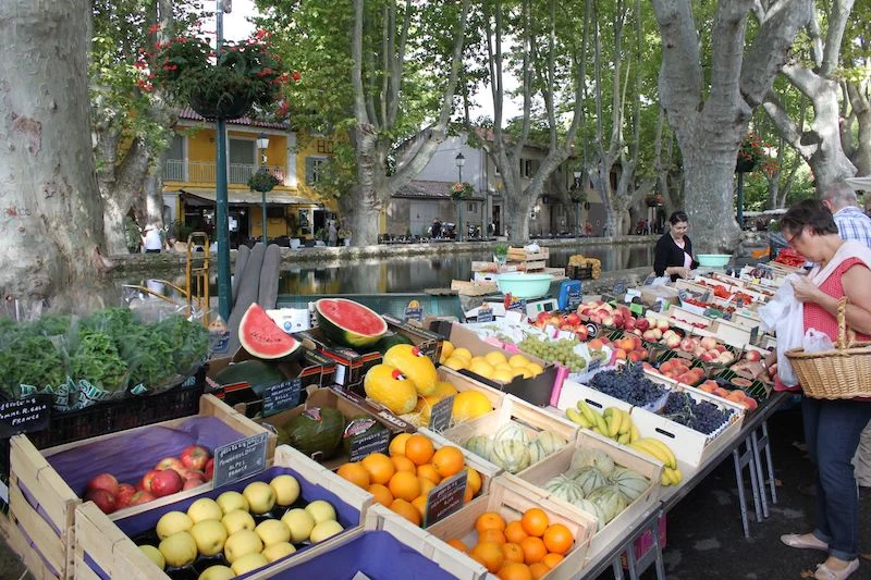 Luberon villages Provence France Rent-Our-Home rentourhomeinprovence Cucuron market