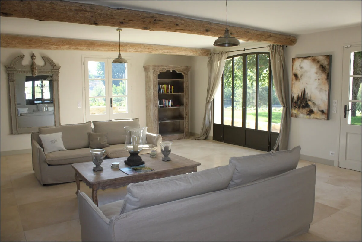 Luberon villages Provence France Rent-Our-Home rentourhomeinprovence Lourmarin Les Trois Clefs Ansouis