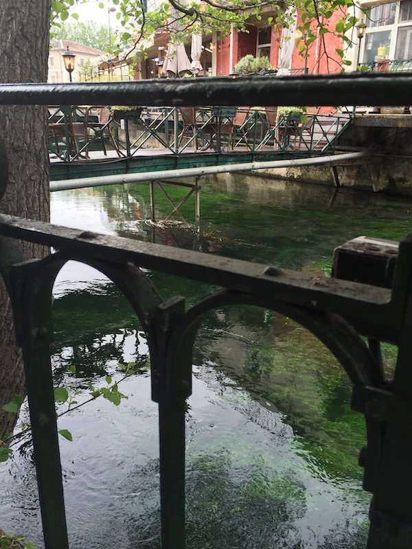 Luberon villages Provence France Rent-Our-Home rentourhomeinprovenceIsle sur la Sorgue markets