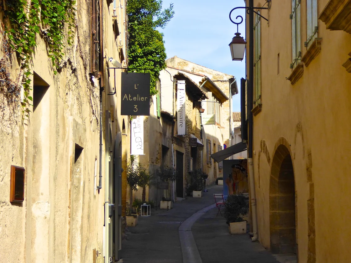 Luberon villages Provence France Rent-Our-Home rentourhomeinprovence Lourmarin Maison des Cerises