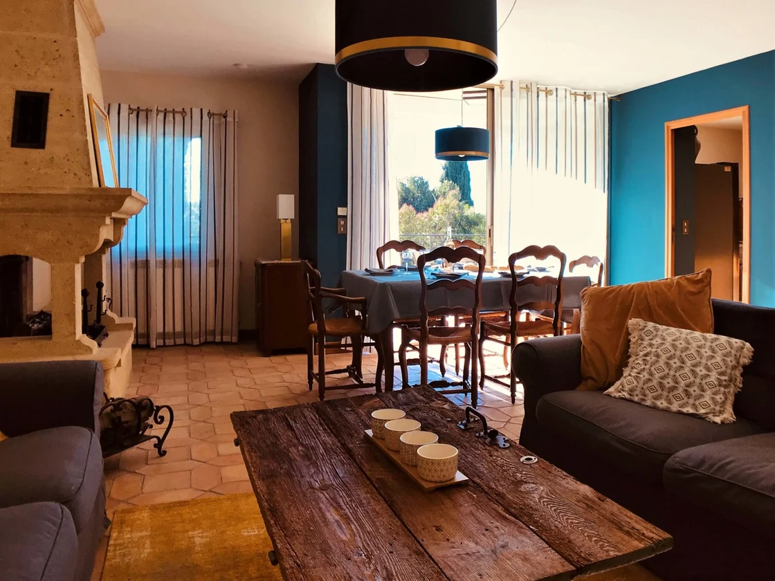La Maison du Village Rent-Our-Home Lourmarin Provence