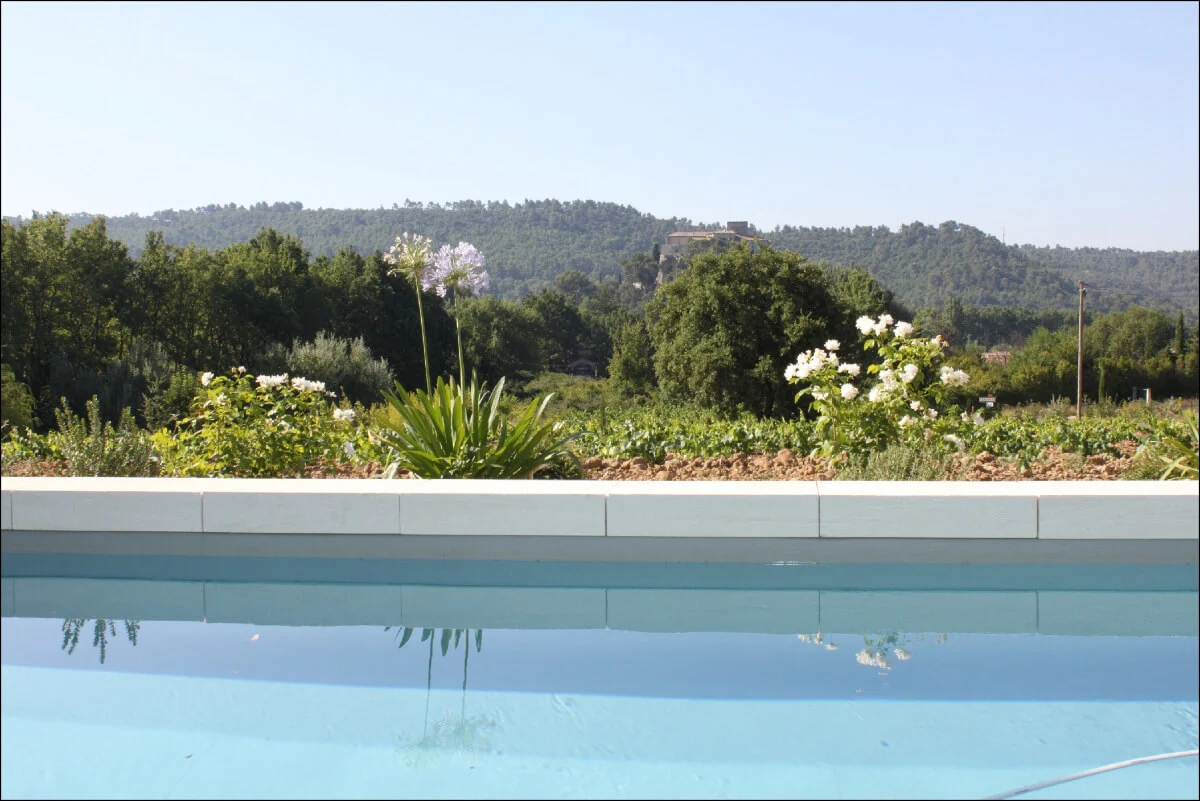 Luberon villages Provence France Rent-Our-Home rentourhomeinprovence Lourmarin Les Trois Clefs Ansouis