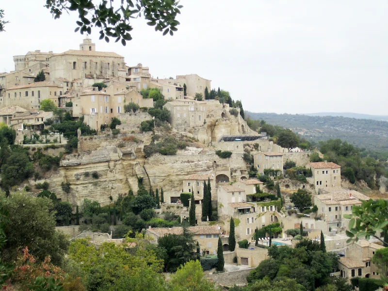 Gordes Luberon villages Provence France Rent-Our-Home rentourhomeinprovence