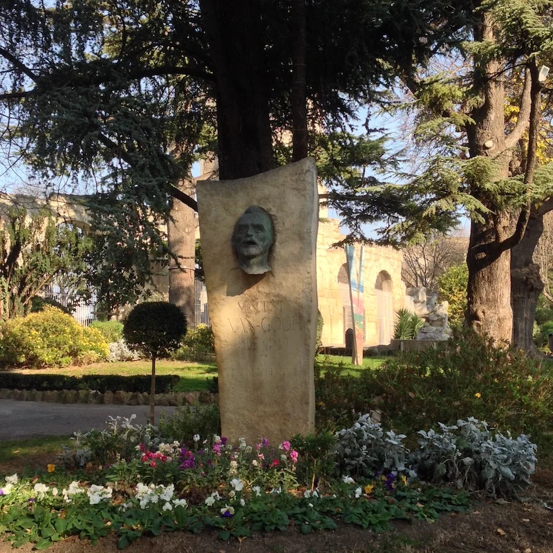 Luberon villages Provence France Rent-Our-Home rentourhomeinprovence Arles Van Gogh