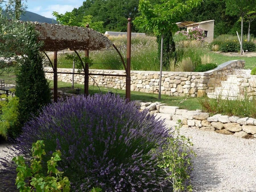 Luberon villages Provence France Rent-Our-Home rentourhomeinprovence Lourmarin Casellas